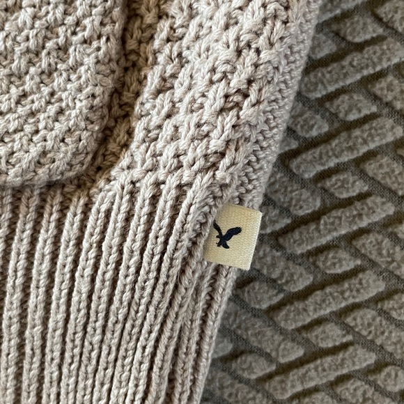 AE Cozy Cable-Knit Cardigan - Picture 6 of 6